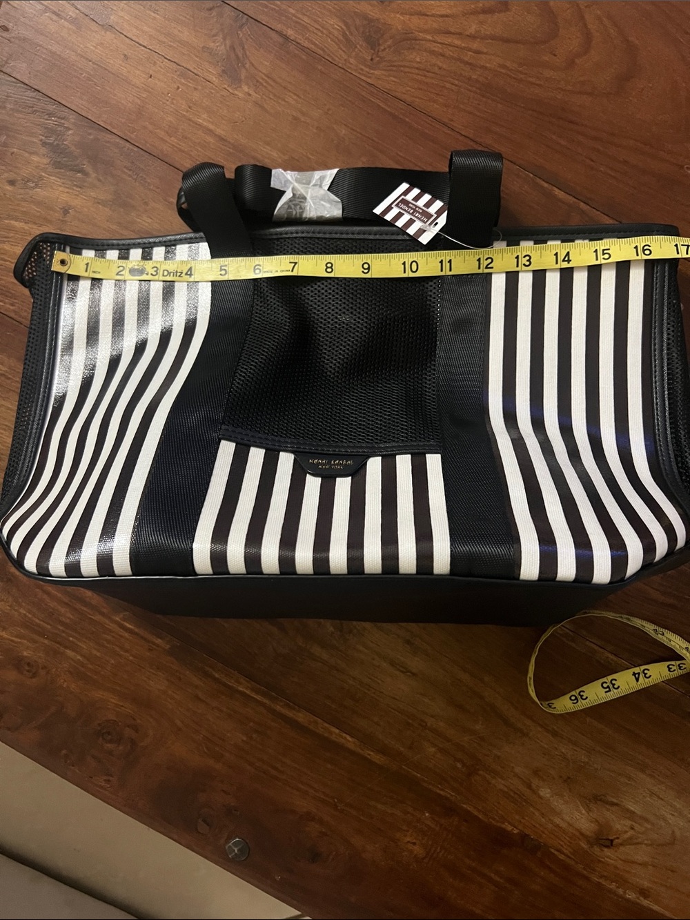 Henri Bendel Iconic Pet Carrier Tote - Picture 5 of 12